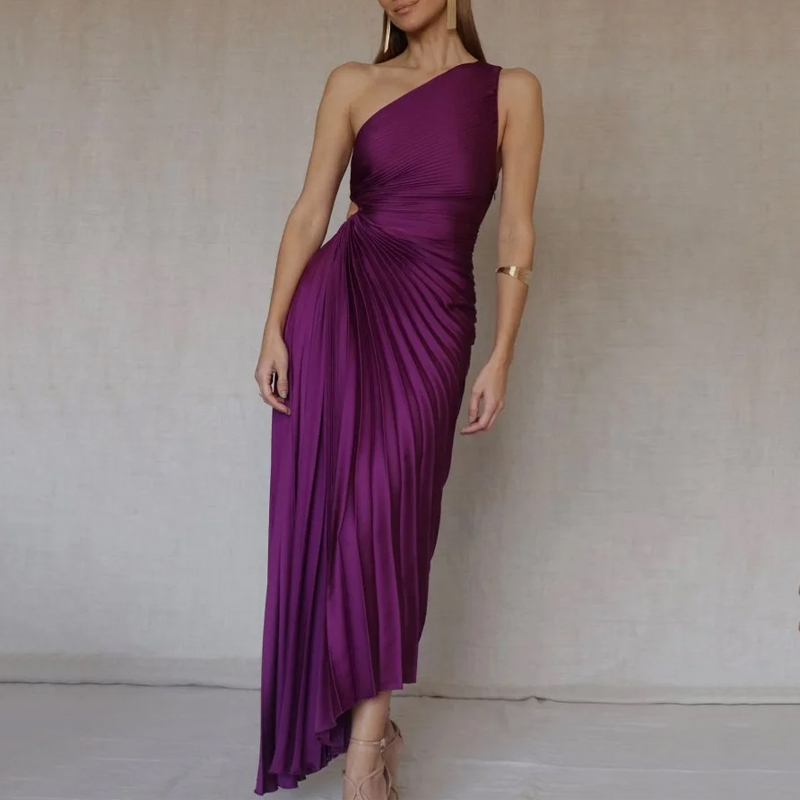 Vestido plisado de un solo hombro