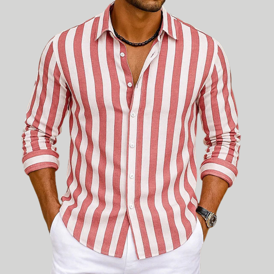 Camisa de lino a rayas para vacaciones