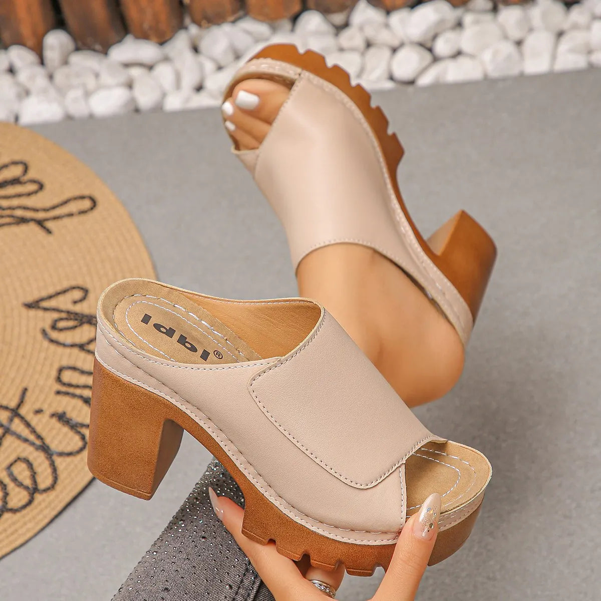 Sandalias con Tacón Elegantes y Punta redonda