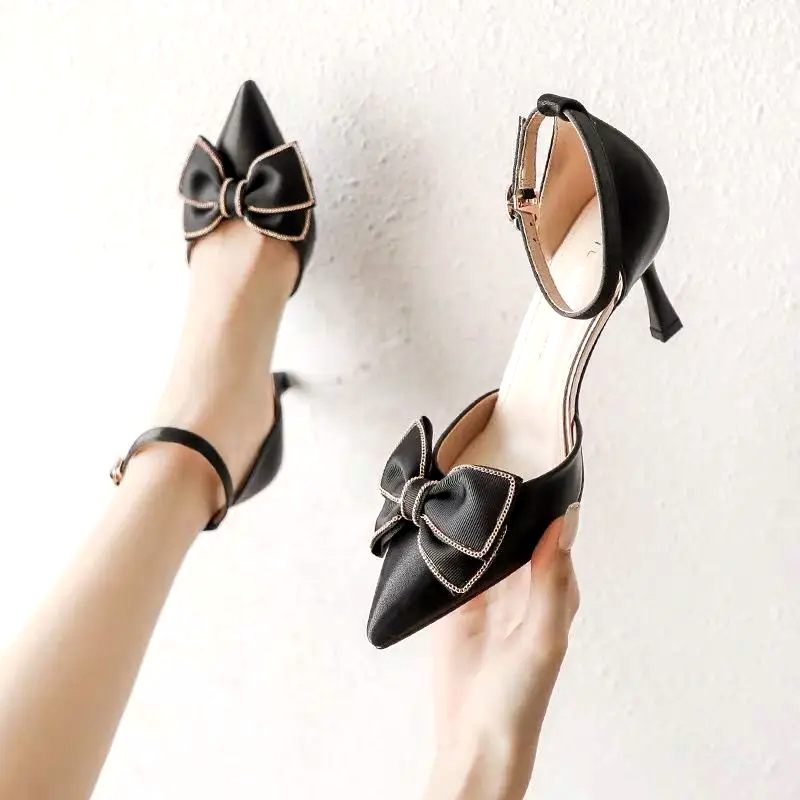 Tacones Altos con lazo de Olivino